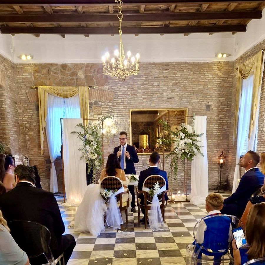 Cerimonia in una sala storica